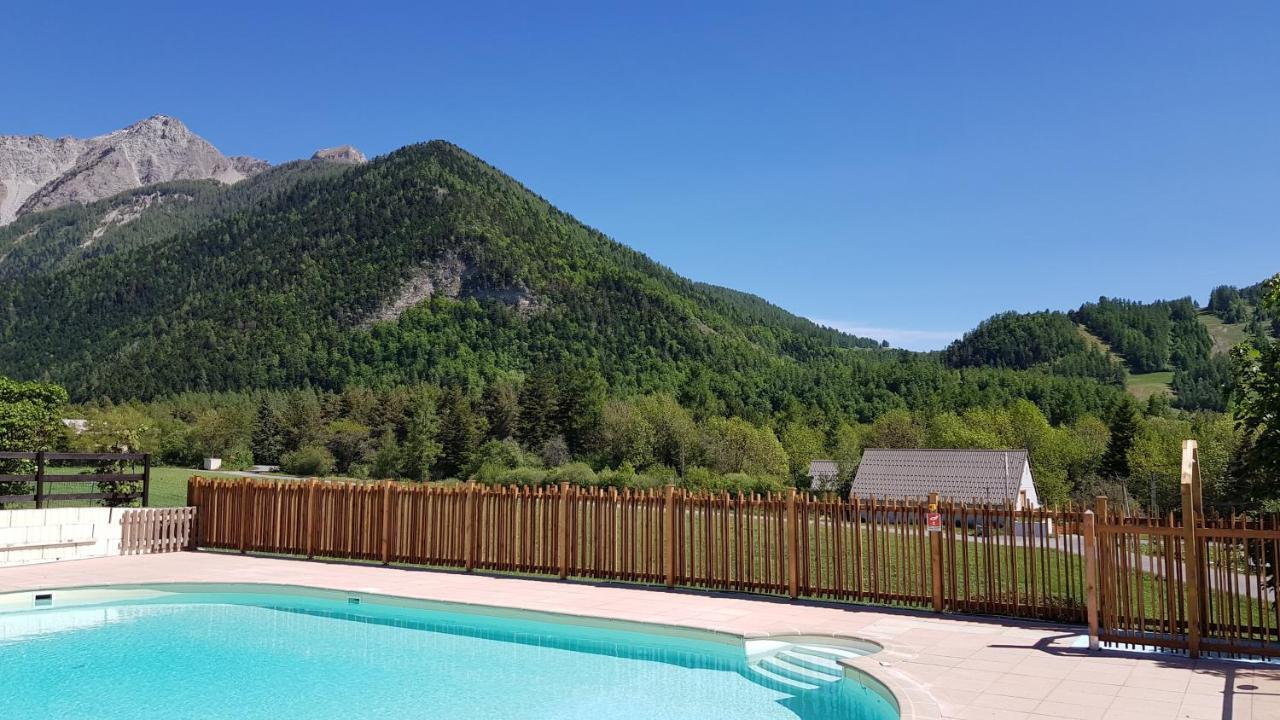 Camping Les Auches Ancelle Luaran gambar